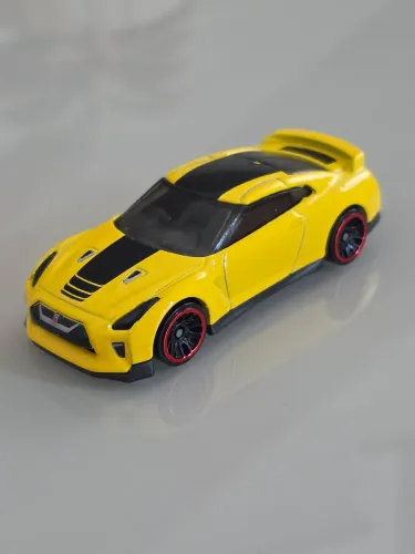 Hotwheels '17 Nissan GT-R (R35)