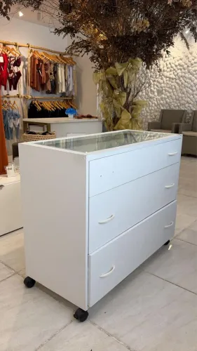 Mesa de apoio loja/ móvel quarto