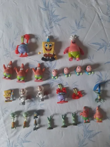 Coleção miniatura do Bob Esponja