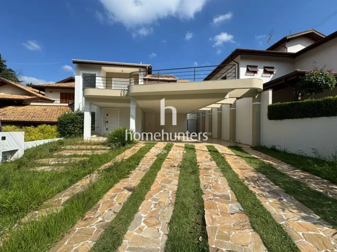 Casa para locação no Condomínio Vivenda das Quaresmeiras em Valinhos, 341m² e 3 dormitório