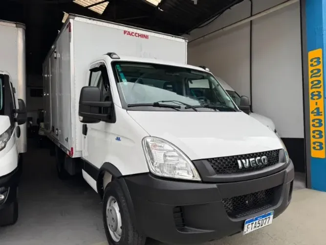Iveco Daily Chassi 35s14 3.0 16V Diesel Mec. (e5) 2018