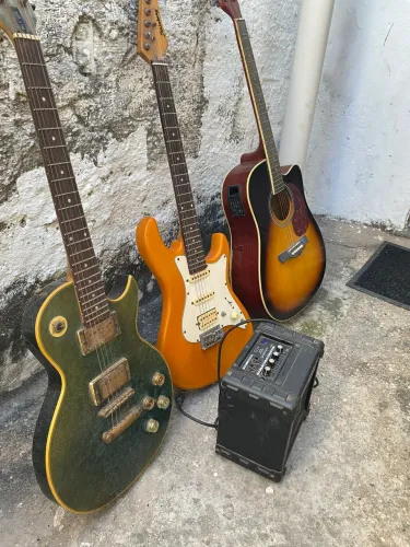 Instrumentos Musicais