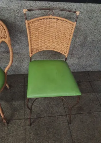 Cadeira em ferro para Jardim ou Varanda