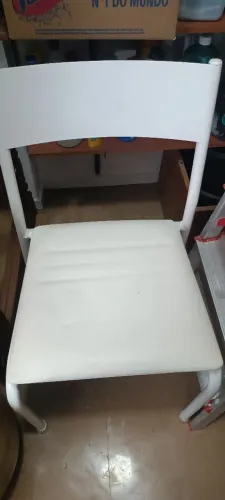 Cadeira branca Tok Stok