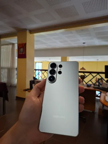 S26 Ultra 512gb Prata Nota Fiscal e garantia 