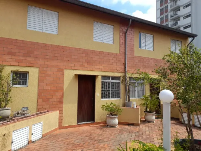 EXCELENTE CASA EM CONDOMINIO FECHADO PARA VENDA/LOCAÇÃO!!!!