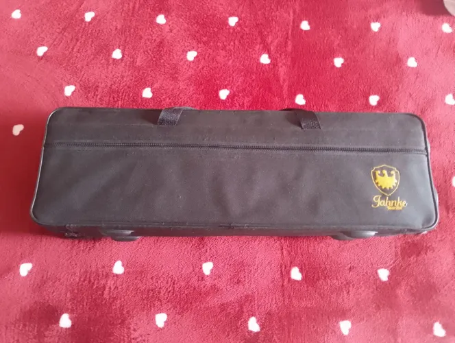 Vendo saxofone Yankee barato! &1600,00