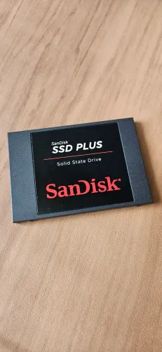 SSD SanDisk Plus 240GB 2.5" SATA III