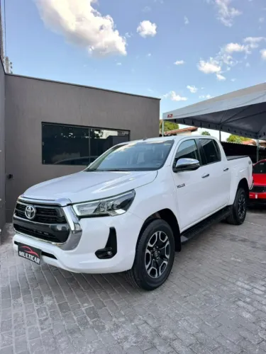 Toyota Hilux CD SRV 4X4 2.8 TDI Diesel Aut. 2024