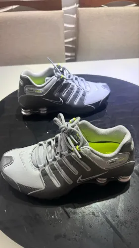 Tênis Nike Shox NZ Americano
