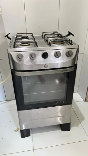 Fogão 4 bocas funcionando