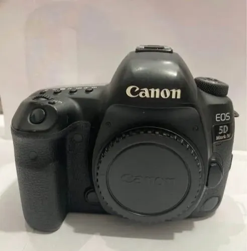 Câmera DSLR profissional Canon EOS 5D Mark IV