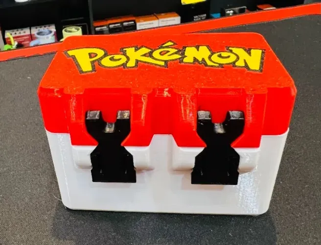 Caixa Porta Figurinhas Pokémon com Trava - Organizador de Cards