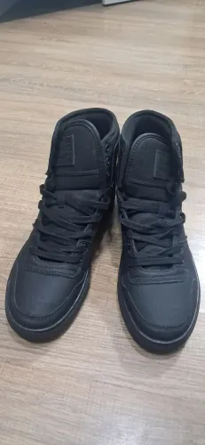 Tenis levi's drive hi. Novo nunca usado 