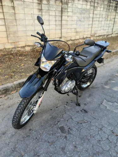 Honda Broz a venda