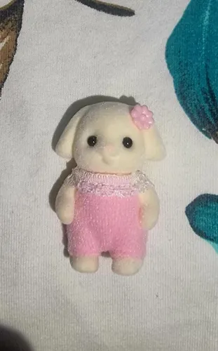 Sylvanian Families - Coelha Flora