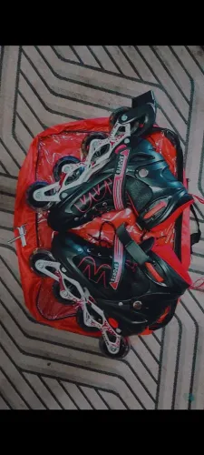 Patins vermelho 130,00