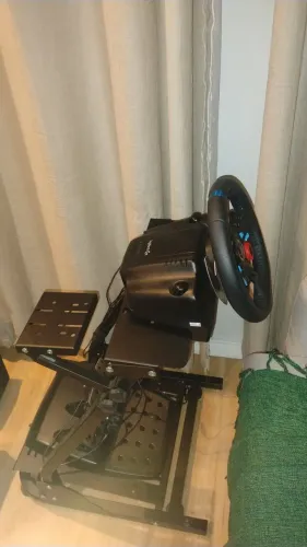 Volante G29 com suporte