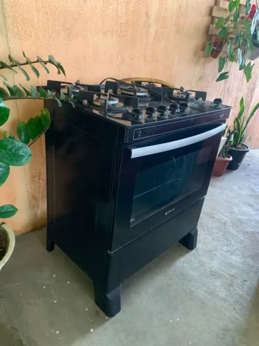 Fogão 5 Bocas com Mesa de Vidro Temperado