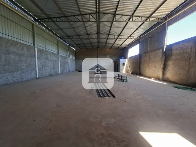 Barracão para locação no bairro Roosevelt
