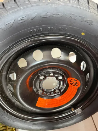 Pneu Pirelli Cinturato 175/65 R14
