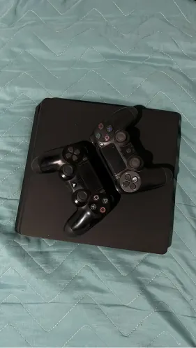PS4