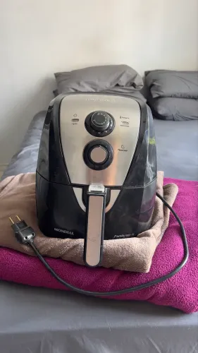 Airfryer mondial funcionando perfeitamente 