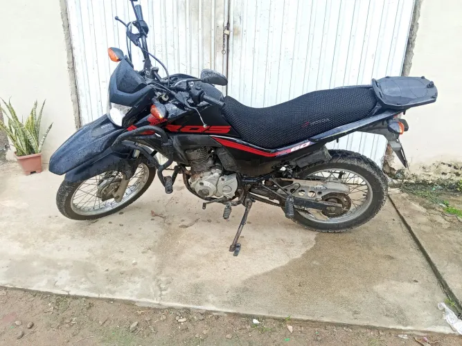 Bros 2017 preta 
