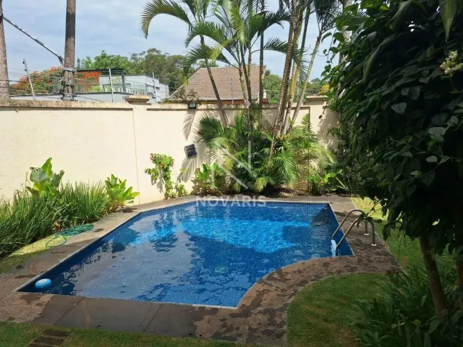Casa de Condomínio com 4 quartos e com piscina, 446 m² para venda ou locação Chácara Monte