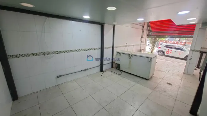 Salão Comercial com Mezanino para Locação na Vila Mariana ? 45m²