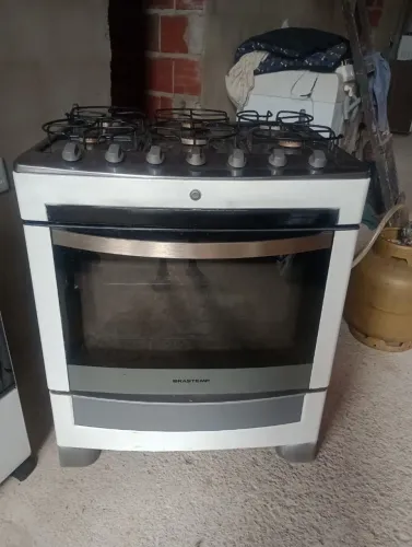 Fogão 6 bocas Brastemp *26