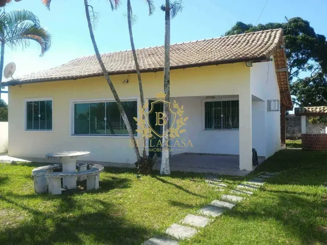 Casa de 3 Quartos (2 Suítes) à Venda Iguabinha, Araruama/RJ