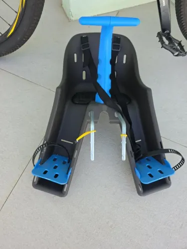 Cadeirinha infantil para bicicleta- 1 a 4 anos