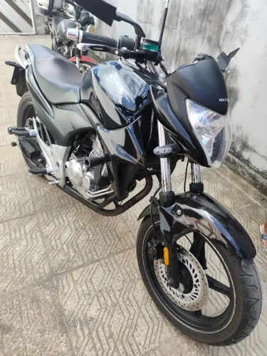 CB 300R 2013
