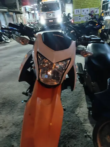 Bros 160