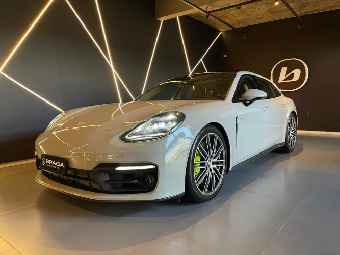 Porsche Panamera Turbo Sport Turismo 4.0 2023