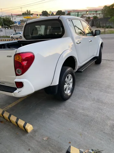 Mitsubishi L200 Triton HPE 3.5 CD V6 24V Flex Aut. 2017