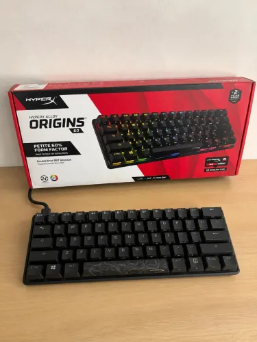 Teclado Gamer HyperX Alloy Origins 60%