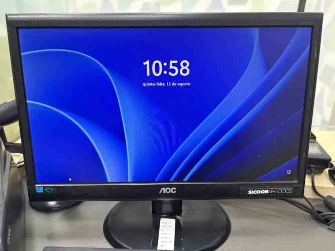 Monitor full hd