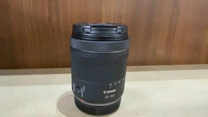 Lente Canon RF 24-105 f4/7.1 IS STM