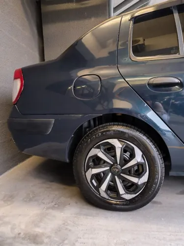 Renault Clio Sed. Hi-flex/exp.hi-flex 1.6 16V 4P 2005