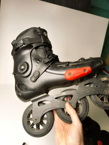 ROLLER PATINS INLINE FR SKATES FR3 310+ - TAMANHO 43 / 11.5 (US)