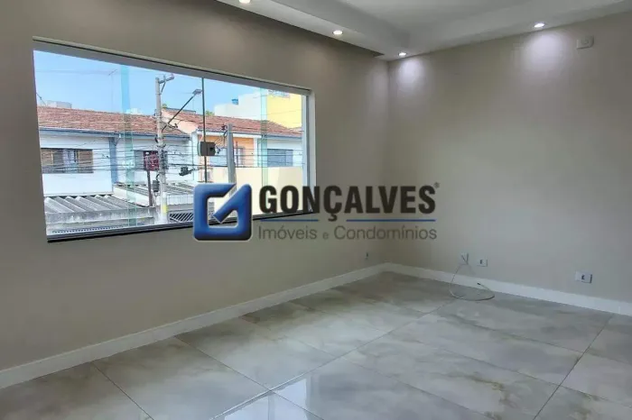 Sobrado Residencial para Aluguel em Rudge Ramos, 125 m², 4 Vagas, 2 Suítes