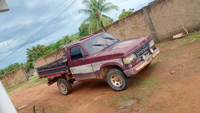 Chevrolet D-20 S / Luxe 3.9/4.0 Diesel 1985