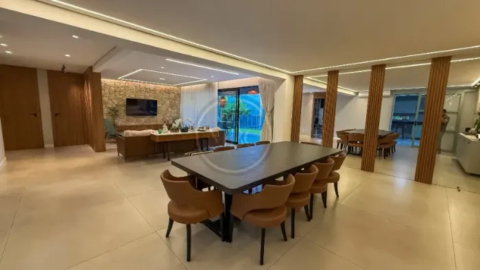 RESIDENCIAL RIO DE JANEIRO NO BAIRRO ADRIANÓPOLIS EM MANAUS, 700M², LUXO
