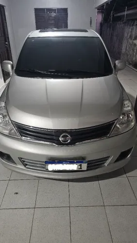 Nissan Tiida SL 1.8/1.8 Flex 16V Aut. 2012