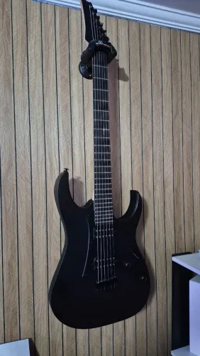 Guitarra elétrica Ibanez RG GIO GRGR131EX de choupo black flat fosco com diapasão de amara