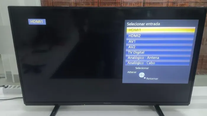 TV PANASONIC 40" NÃO SMART (ITEM 9) | Somente retirada em mãos
