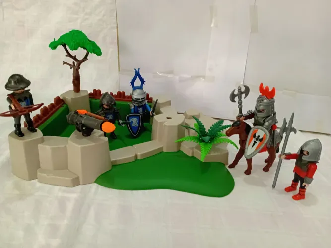 Playmobil Posto Avançado dos Cavaleiros Blue Eagle