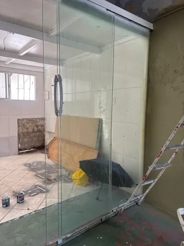 Porta de vidro de correr